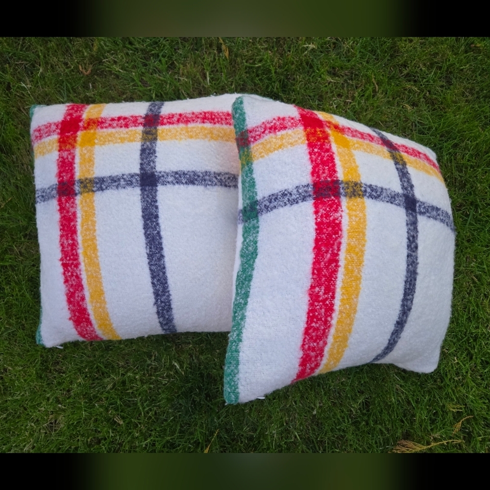 Plaid Patterned Throw Pillows